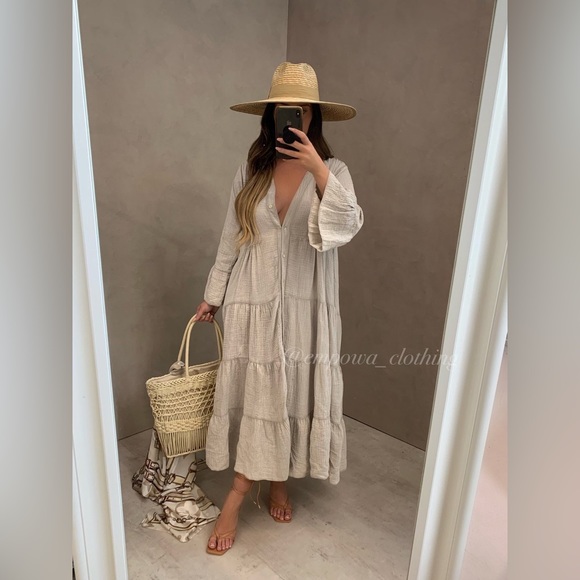 Dresses & Skirts - ✖️SOLD✖️ NWT Tiered Maxi Dress Bell Sleeves Festival Summer Beach Holiday